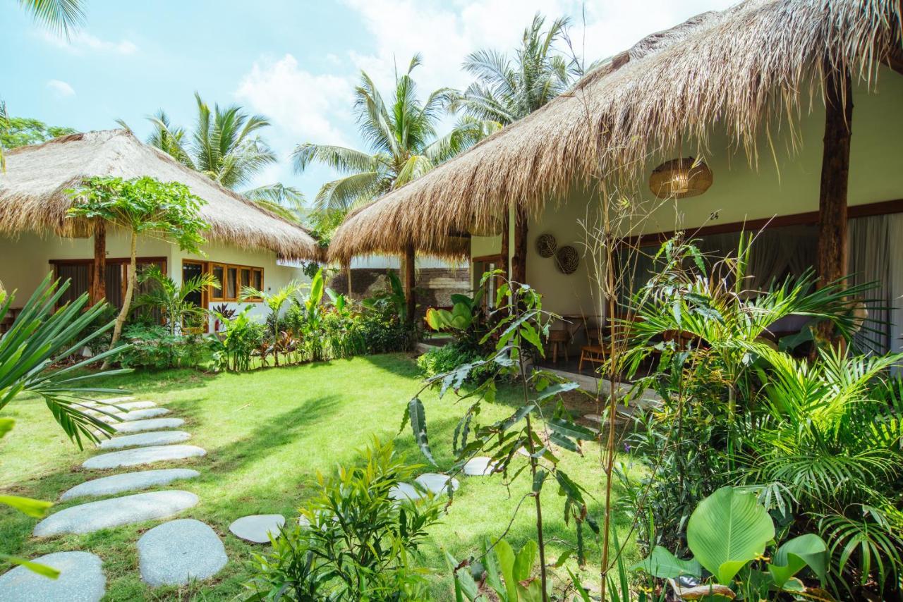 Mana Eco Retreat Hotel Kuta  Exterior photo