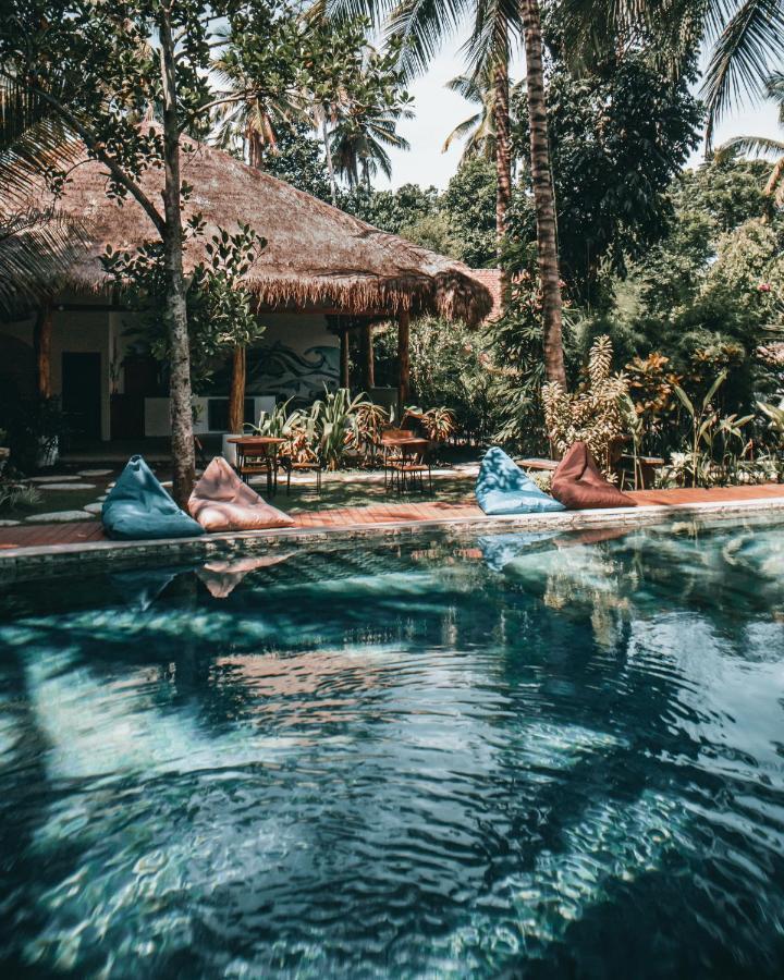 Mana Eco Retreat Hotel Kuta  Exterior photo