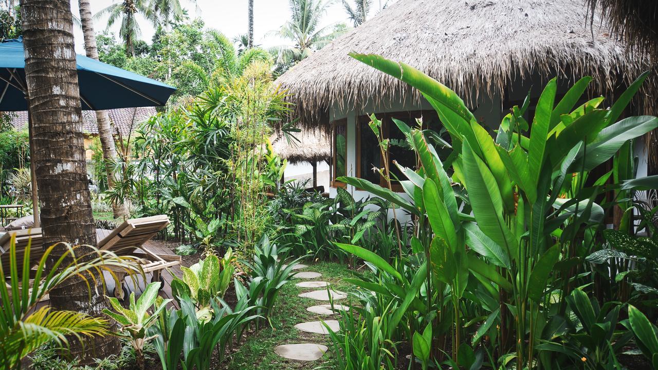 Mana Eco Retreat Hotel Kuta  Exterior photo